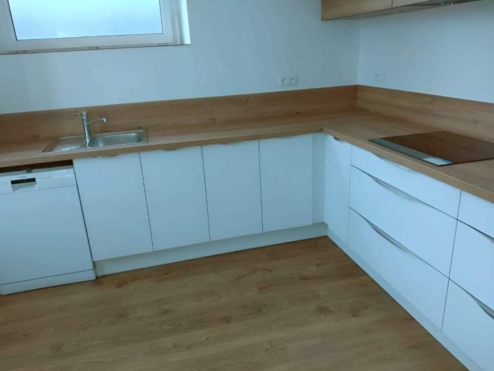 Pose de revêtements de sol pour adaptés à votre décoration intérieure